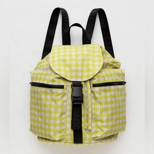 BAGGU Sport Backpack Pink Pistachio Pixel Gingham